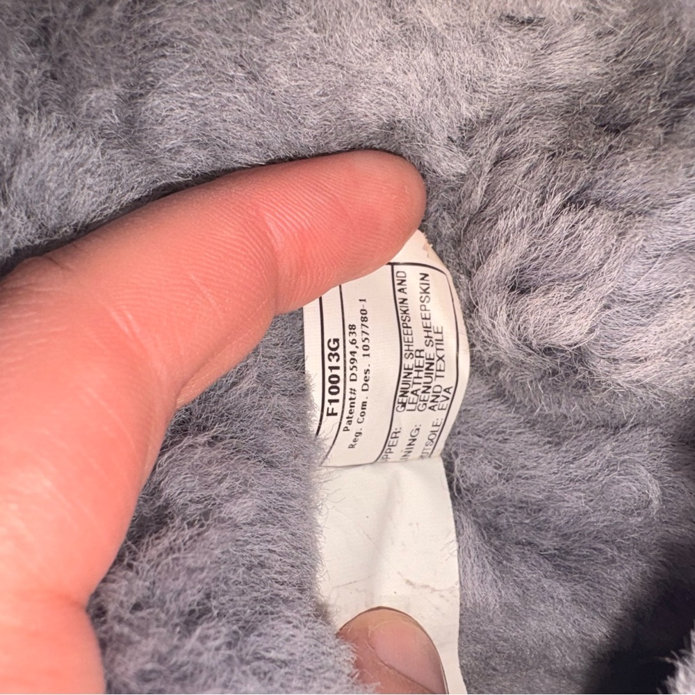 UGG Austrailia tall metallic grey boots from 2010s grey Well Loved in Good shape - Picture 9 of 14